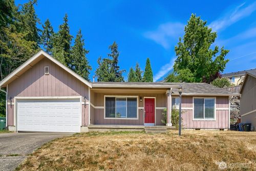 13004 8th Ave E, Tacoma, WA, 98445-6909 | Card Image
