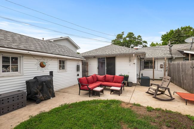 4631 W. W 88 Street, Home with 2 bedrooms, 2 bathrooms and 1 parking in Hometown IL | Image 18