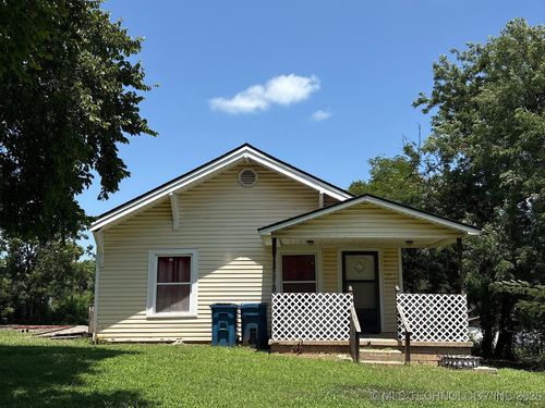 316 W Beaumont Ave, Yale, OK, 74085-5508 | Card Image