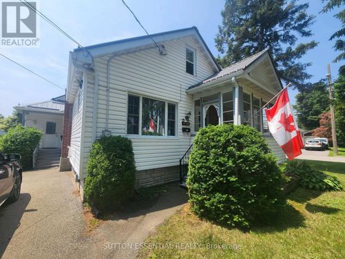 10 Oak St, Brockville, ON, K6V5P9 | Card Image