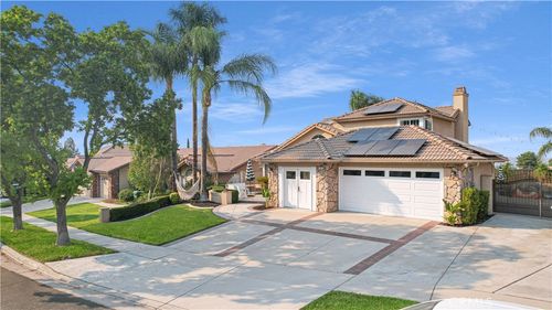 737 Cherry St, Corona, CA, 92881-3950 | Card Image