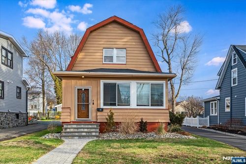 15 Belle Terre Rd, West Orange, NJ, 07052-2303 | Card Image