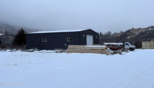 11698 W Rezanof Dr, Kodiak, AK, 99615-9321 | Card Image