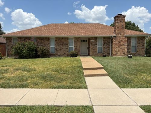 1611 Steenson Dr, Carrollton, TX, 75007-3904 | Card Image