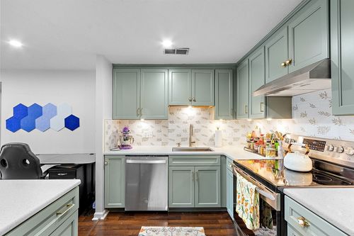 m-350 Neponset, Canton, MA, 02021 | Card Image