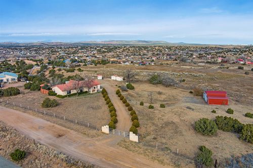 9 Puerto De Luna, Santa Fe, NM, 87507-3704 | Card Image