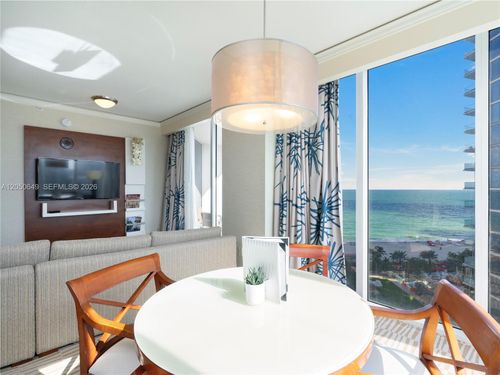 1814-18001 Collins Ave, Sunny Isles Beach, FL, 33160-2722 | Card Image