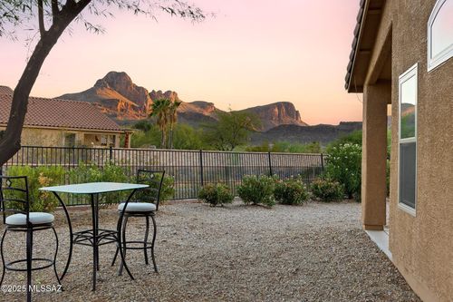 7977 W Sunfire Dr, Tucson, AZ, 85743-1517 | Card Image