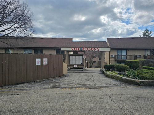 apt-7-58 Vail Colony, Fox Lake, IL, 60020-1121 | Card Image