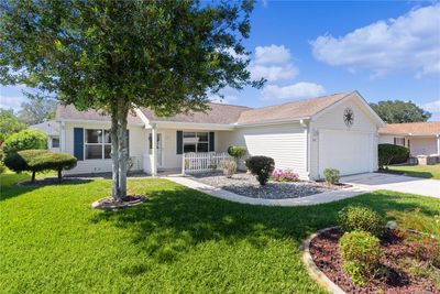 512 Valencia Place, House other with 2 bedrooms, 2 bathrooms and null parking in The Villages FL | Image 2