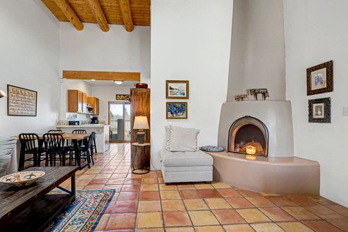 20-3220 La Paz Ln, Santa Fe, NM, 87507-3339 | Card Image