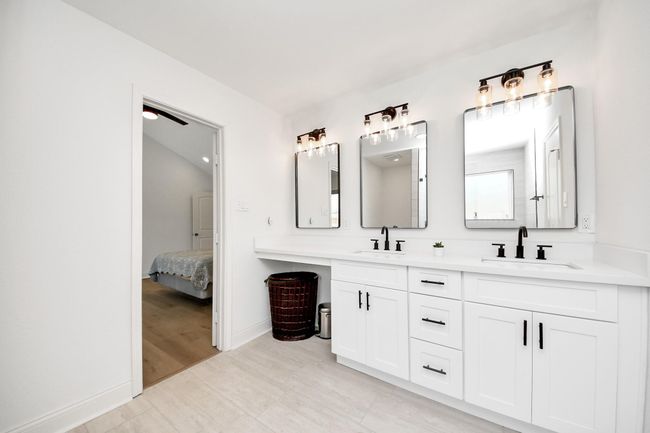 Primary room bathroom | Image 37