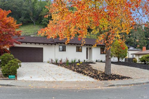 2941 Brookwood Dr, Napa, CA, 94558-4304 | Card Image