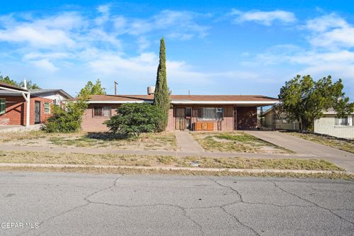 407 San Saba Rd, El Paso, TX, 79912-5235 | Card Image