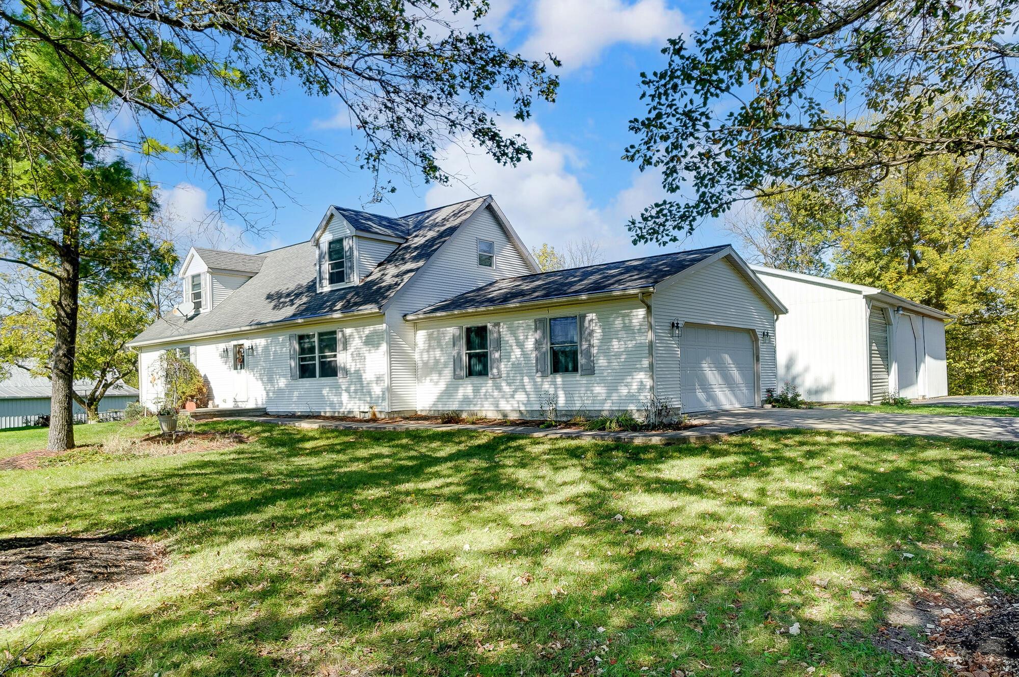 20740 Raymond Road, For Sale in Marysville Zoocasa