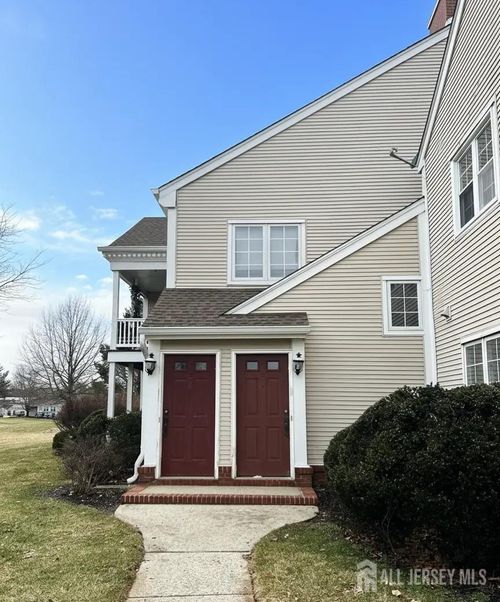 c-92 Winthrop Rd, Monroe, NJ, 08831-7202 | Card Image