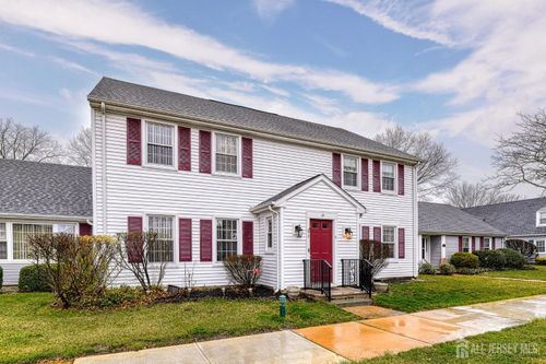 17-D Old Nassau Rd, MONROE TOWNSHIP, NJ, 08831-6765 | Card Image