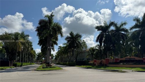 85-2835 Se 15th Rd, Homestead, FL, 33035-2531 | Card Image