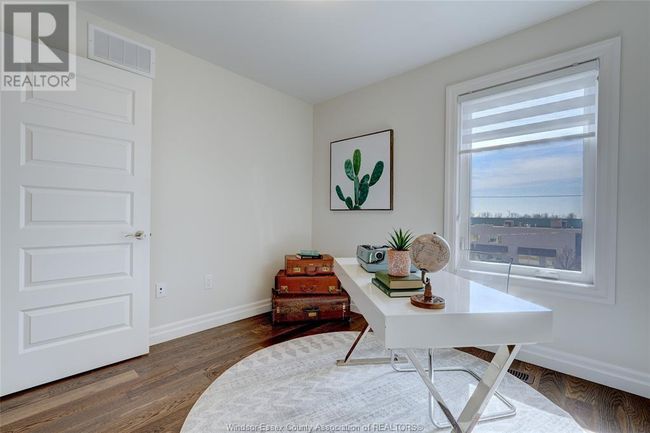 741 Brownstone Dr, Townhouse with 3 bedrooms, 3 bathrooms and null parking in Windsor ON | Image 35