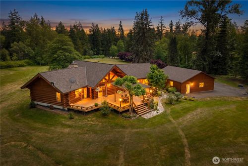 8443 Kickerville Road, Blaine, WA, 98230 | Card Image