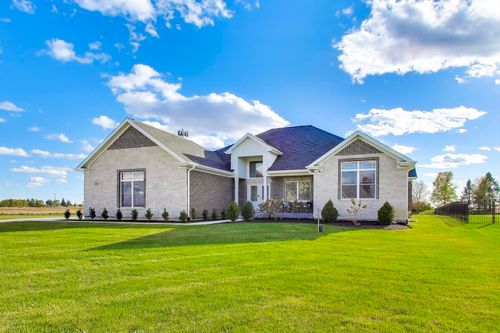 5508 Legend Dr, Yorkville, IL, 60560-3302 | Card Image