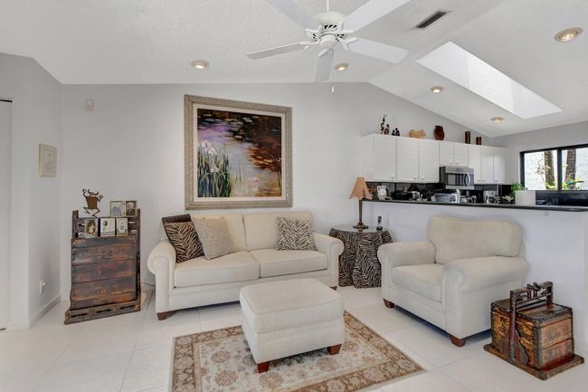 6778 Woodbridge Drive, Townhouse with 3 bedrooms, 3 bathrooms and null parking in Boca Raton FL | Image 15