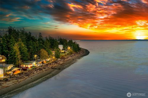 534 Sundin Dr, Camano Island, WA, 98282-8845 | Card Image