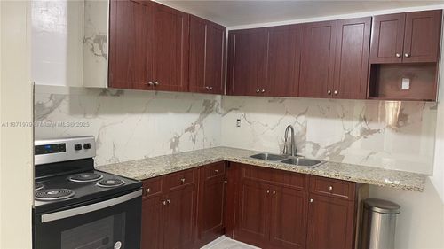 301 N 67th Ave, Hollywood, FL, 33024-7503 | Card Image