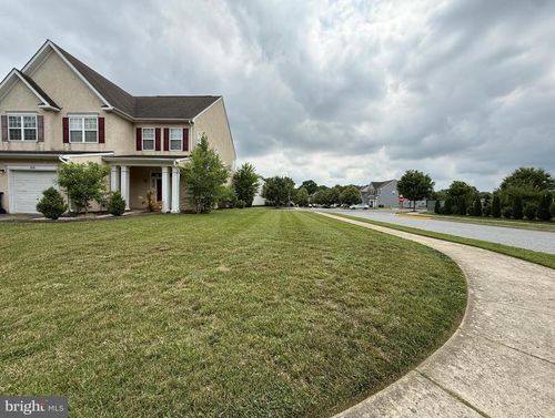 166 Springfield Cir, MIDDLETOWN, DE, 19709-8354 | Card Image