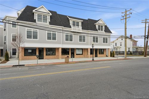 301-180 Deer Park Ave, Babylon, NY, 11702-2837 | Card Image