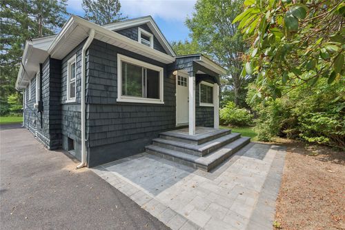 274 Dayton Ave, Manorville, NY, 11949-2010 | Card Image