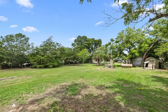 600 Brazos St, House other with 2 bedrooms, 1 bathrooms and 1 parking in Glidden TX | Image 23