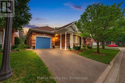 10 White Pine Way Walk, Guelph (Village By The Arboretum), ON, N1G4X7 | Card Image