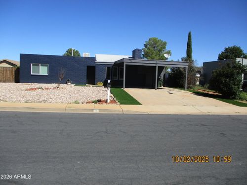 201 Meadows Dr, Sierra Vista, AZ, 85635-4033 | Card Image