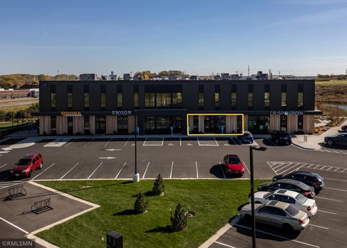 3660 Sarah Pl Nw, Rochester, MN, 55901-7098 | Card Image