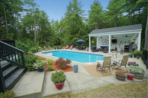 53 Meadow Fox Ln, Chester, NH, 03036-4186 | Card Image