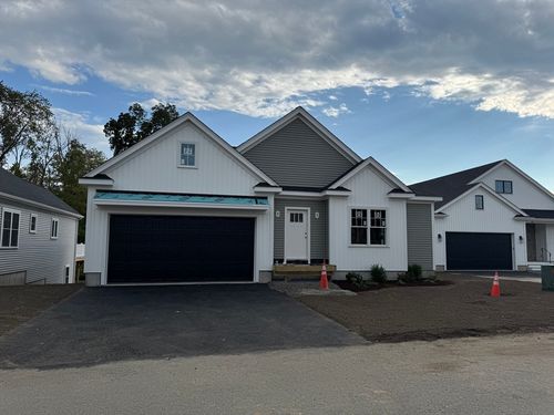 3 Coach Rd, South Easton, MA, 02375-2304 | Card Image