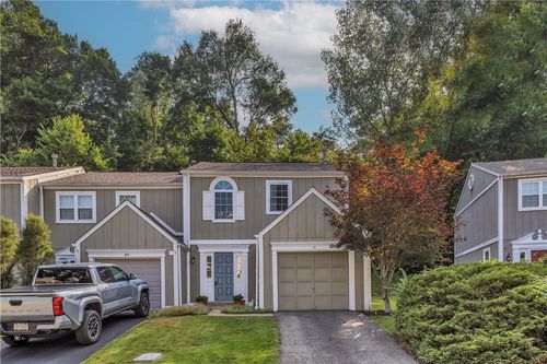 47 New London Ln, Oakmont, PA, 15139-1100 | Card Image