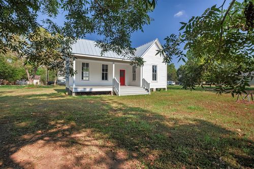 302 Washington St, Smithville, TX, 78957-2332 | Card Image