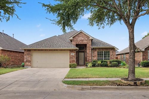 633 Darlington Trl, Fort Worth, TX, 76131-3543 | Card Image