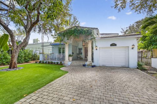 1020 Se 11th St, Fort Lauderdale, FL, 33316-1333 | Card Image