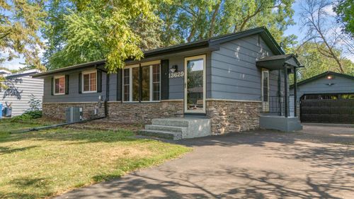 13629 Nagell Cir, Maple Grove, MN, 55311-3320 | Card Image