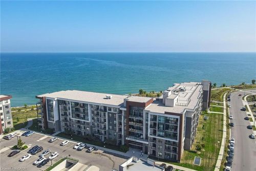122-101 Shoreview Place, Stoney Creek, ON, L8E0K2 | Card Image