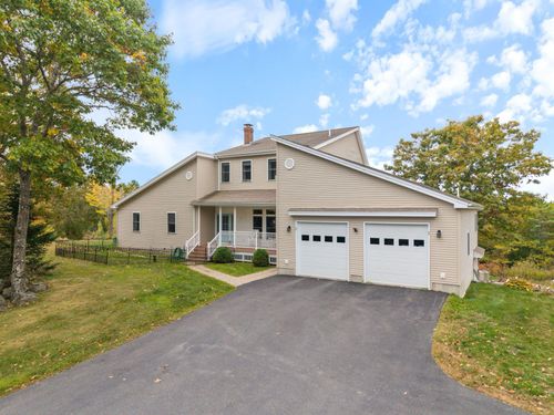 29 High Point Place, Bradley, ME, 04411 | Card Image