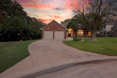 2413 Park Vw, Highland Village, TX, 75077-8604 | Card Image