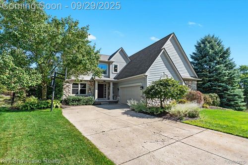 44847 Larkspur, Novi, MI, 48377-1397 | Card Image
