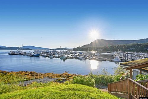 11435 Glacier Hwy, Juneau, AK, 99801-8624 | Card Image