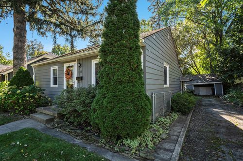 712 E Forest Ave, Ypsilanti, MI, 48198-3010 | Card Image