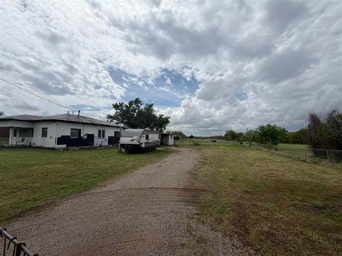 2922 N Kings Hwy, Cushing, OK, 74023-6011 | Card Image