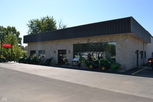 1111 W 3rd St, Rushville, IN, 46173-1729 | Card Image